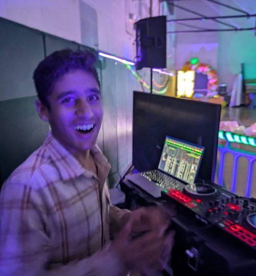 pxl 20250201 030750016